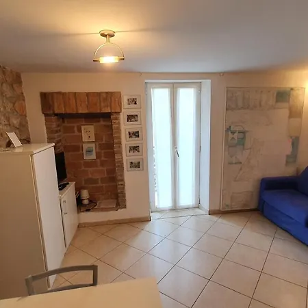Queen Ernesta Ii Apartment Rovinj